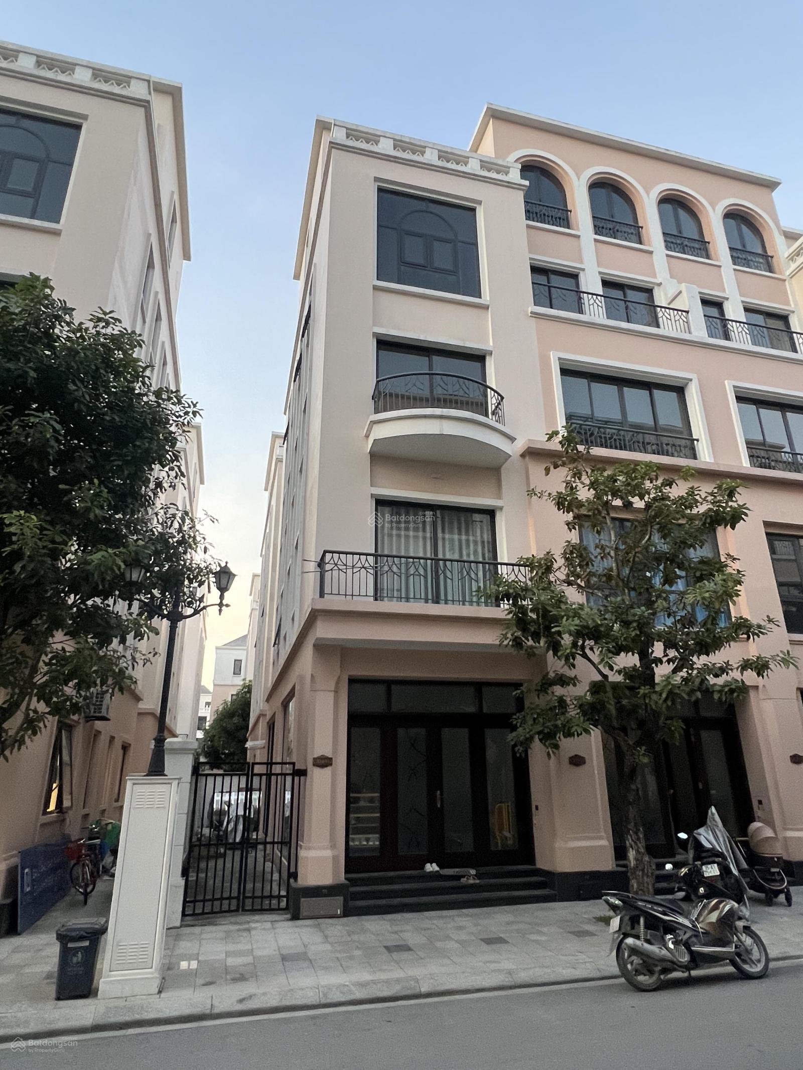 Cần tiền bán gấp xẻ khe 91m2 Vin2 hoàn thiện 2 tầng , sẵn dòng tiền cho thuê ,gần công viên bể bơi.