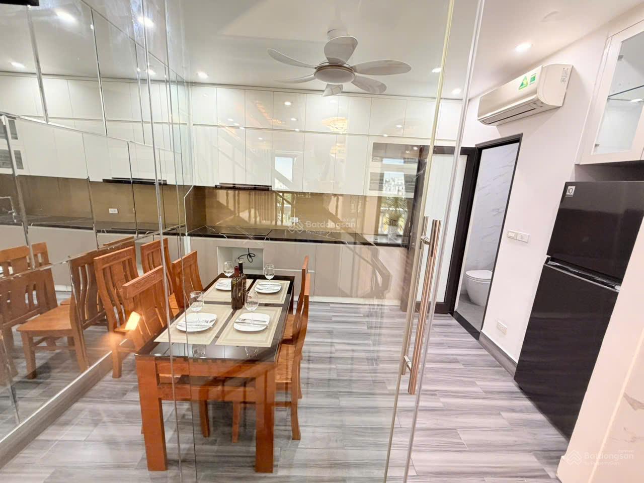 19 tỷ! Liền kề Sao Biển HT full đồ 67,5m2 view công viên, bể bơi xây 5 tầng Vinhomes Ocean Park 1