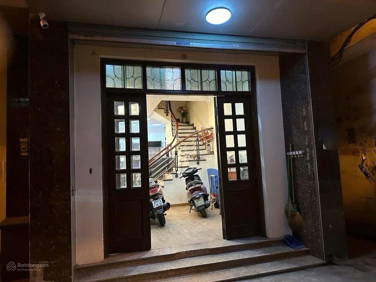 Bán NR Đống Đa 52m2, ô tô vào nhà, 40m ngõ thẳng tắp ra phố, lô góc, nở hậu, nhà dân xây KCBT