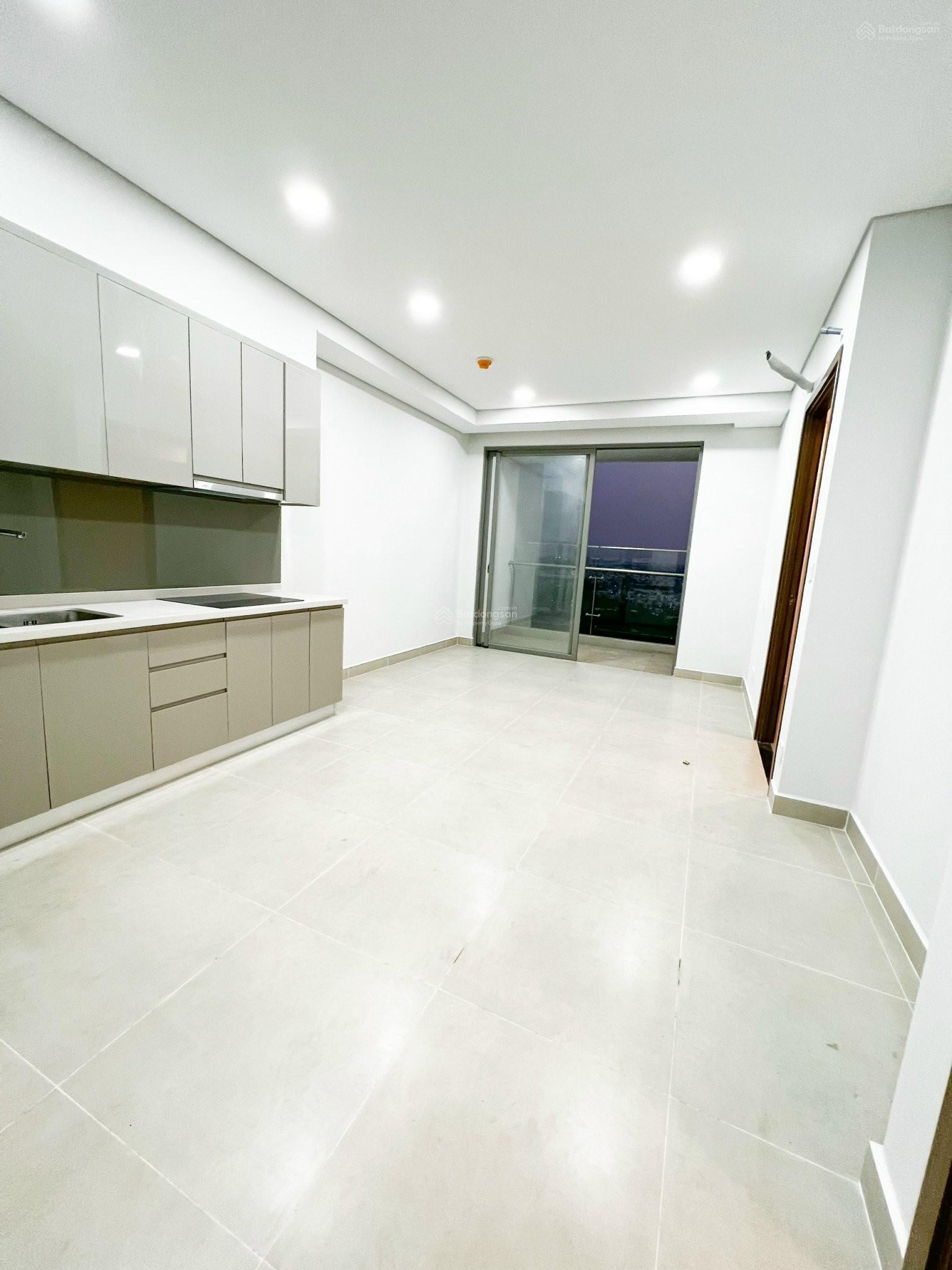 River Panorama cho thuê gấp căn hộ 2PN 2WC giá 10.5 NTCB xem nhà 24/7