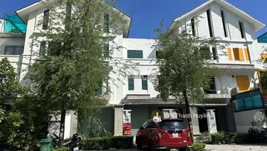 Hàng ngộp ngân hàng Geleximco Dương Nội 240m2 mặt tiền 10m giảm ngay 5 tỷ