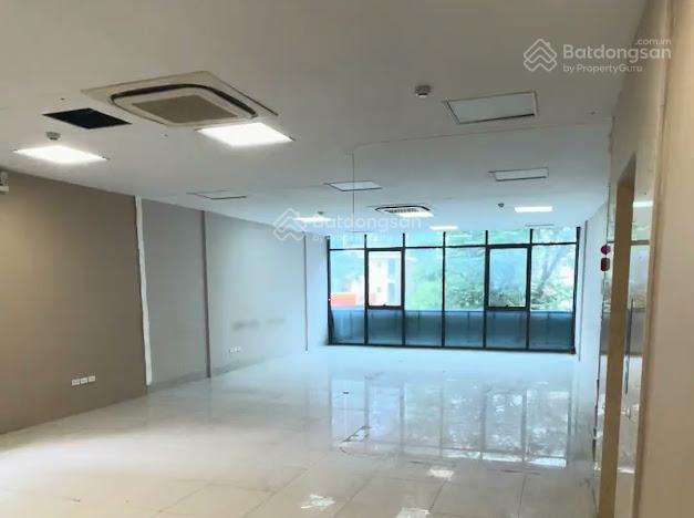 Cho thuê văn phòng 300m2 tại phố Bà Triệu, Tràng Tiền, Hoàn Kiếm, 60 triệu VND