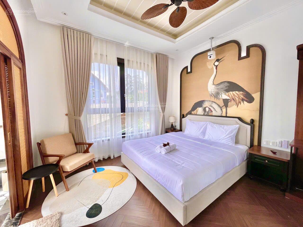 Villa song lập hoàn công nở hậu cách chợ Đà Lạt hồ Xuân Hương 2km nguồn thu 70tr/tháng