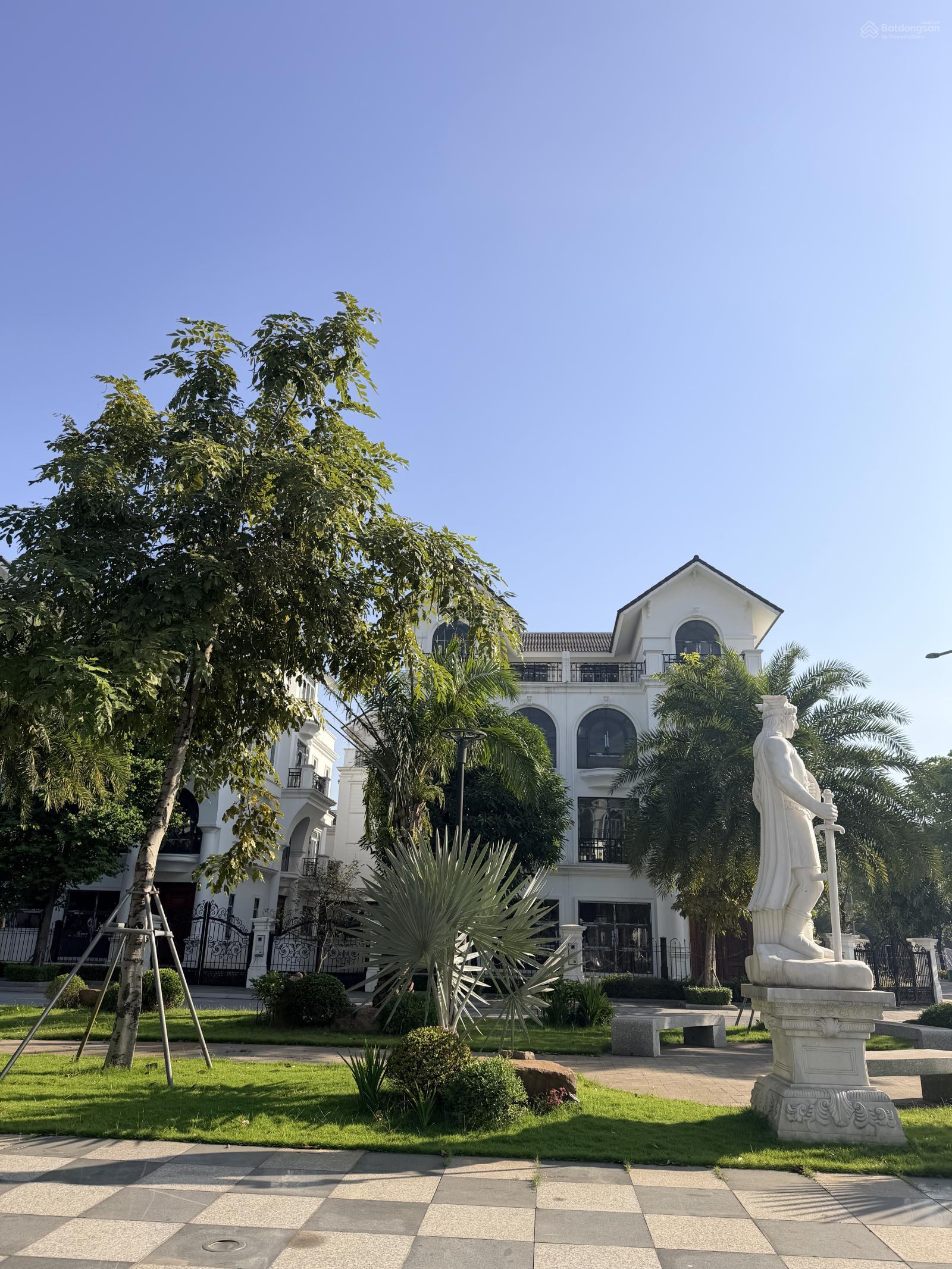 Cc gửi bán nhà tại KĐT đẳng cấp Mạnh Đức Victory Từ Sơn, cạnh công viên, giá cực rẻ. LH: 0326 569 ***