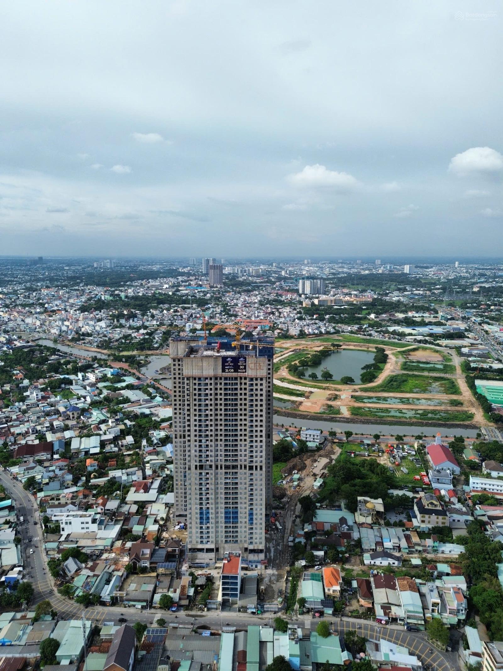 Hiếm căn 2PN A-05 view Hồ Gươm Xanh 2,8 tỷ tầng cao A&T Sky Garden