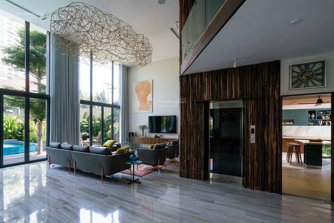 Bán gấp BT ven sông khu compound River Mark 220 Trần Não, Quận2. DT: 15x20m hầm 5T, hồ bơi, 108 tỷ