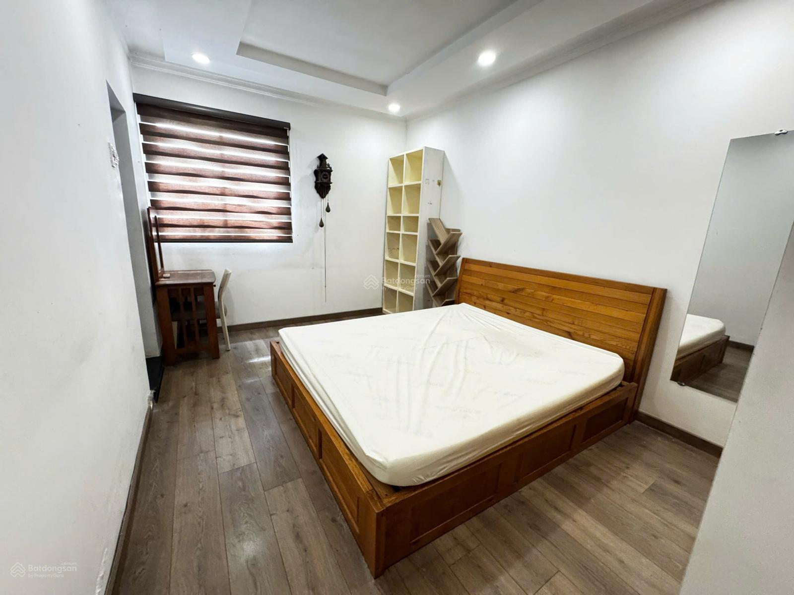 Bán chung cư Central Garden Q1 - 2pn2wc 70m2 - giá 5.5 tỷ SHR đầy đủ. Hỗ trợ vay. Có ban công