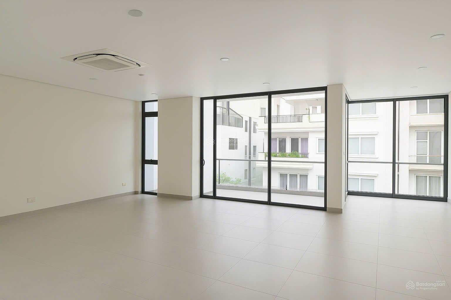 Cho thuê nguyên căn nhà văn phòng Saigon Mystery - 90tr/ tháng - nhà mới 100%-1 hầm 4 tầng-650m²