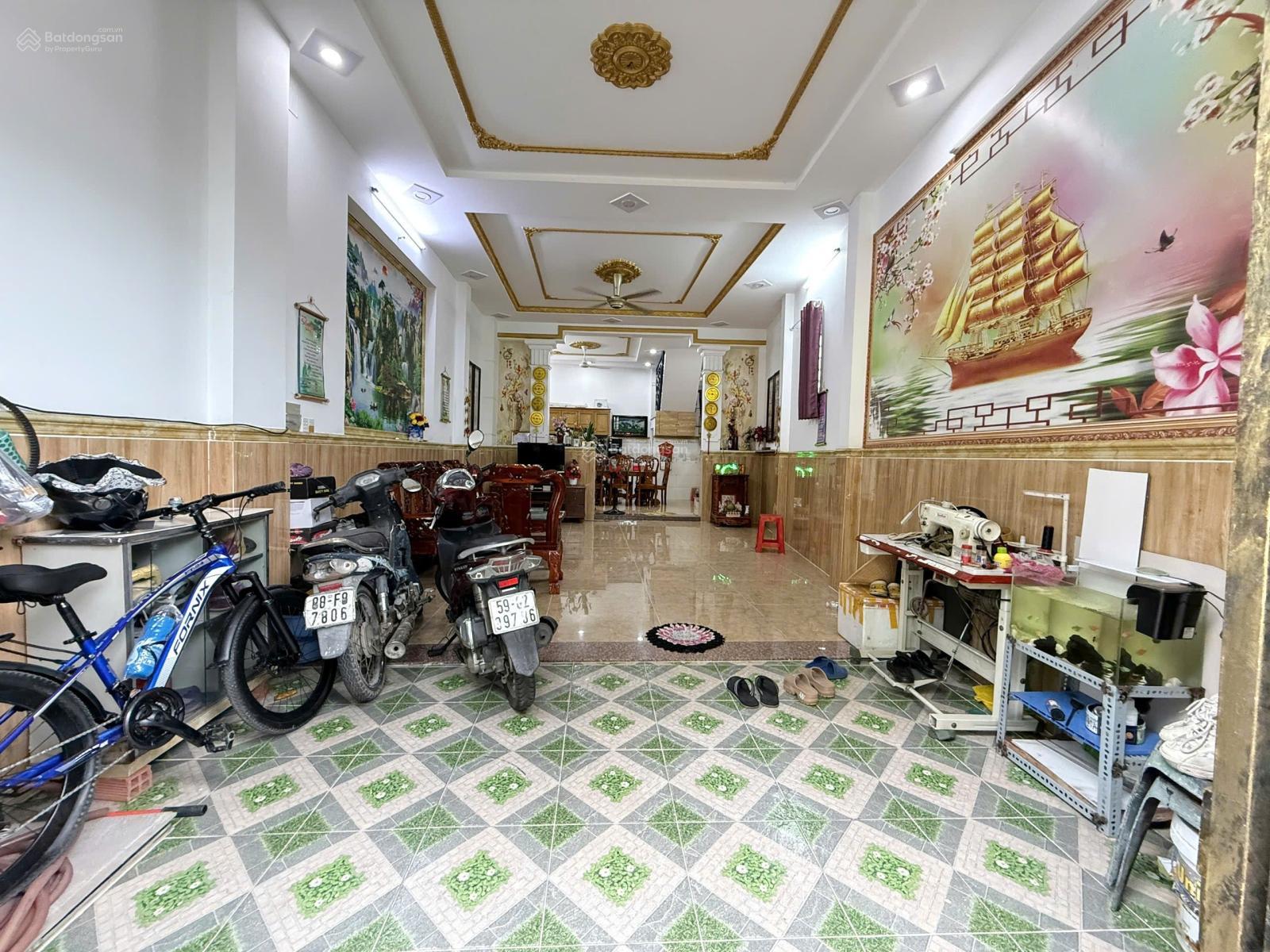 Nhà Phố 3 tầng Hẻm nhựa 8m khu VIP Đường Trần Thị Hè ( HT42)