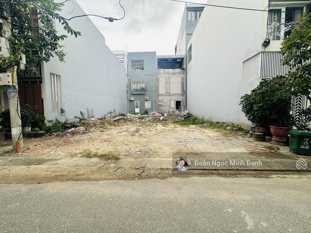 Chính chủ 150m2 ngang 10m sạch đẹp đường Trần Thanh Mại, cách bãi tắm Phạm Văn Đồng 500m