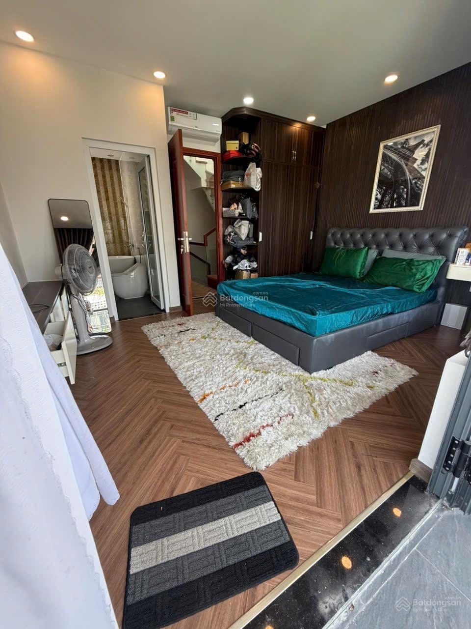 Nhà đẹp Lê Đức Thọ P15 giá: 8 tỷ