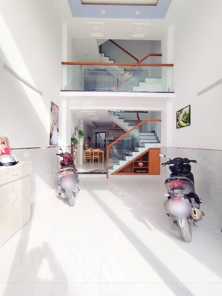 Bán nhà 4 Tầng đường THẠNH LỘC 28, phường THẠNH LỘC, Q12 ,dt 52,4m(4x13) Hẻm 8m, giá chỉ 6,1tỷ