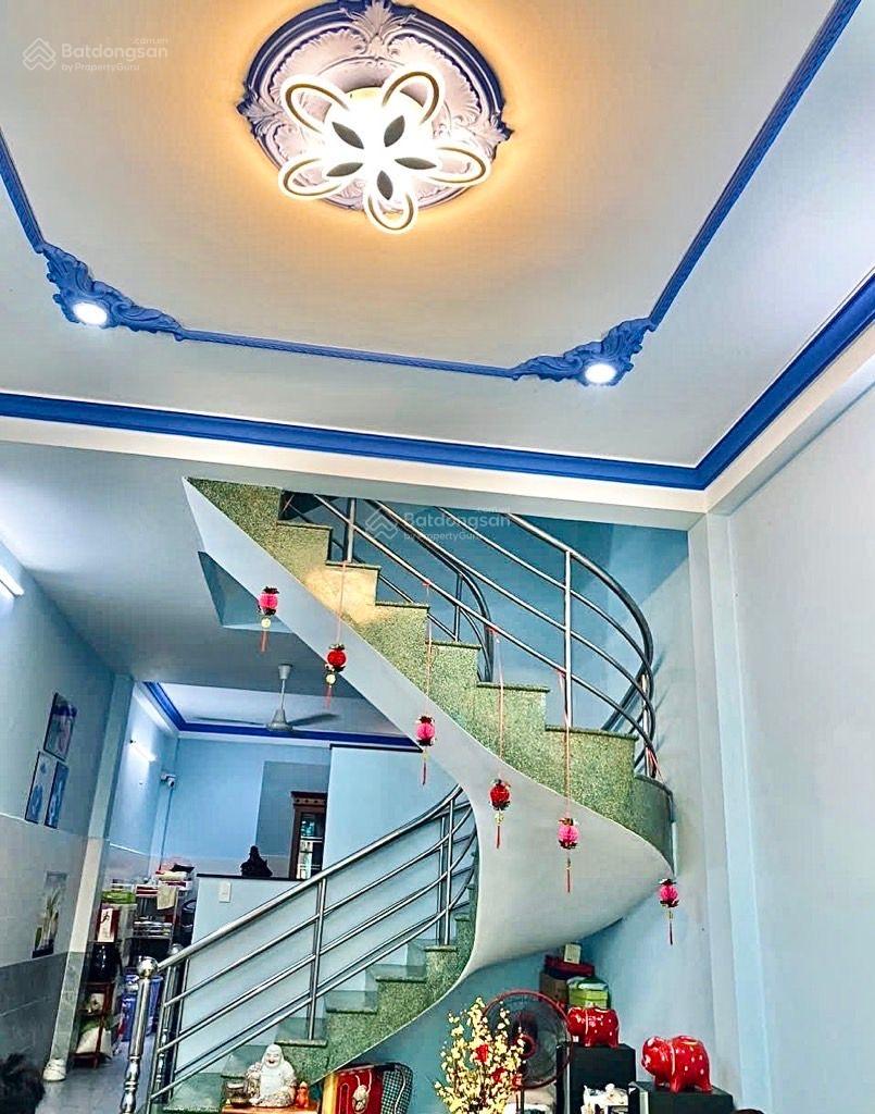 Hẻm xe hơi thông - Thoại Ngọc Hầu - Tân Phú - 65m2 - 4PN - 3WC - 3 tầng nhà mới - 9.9 tỷ TL