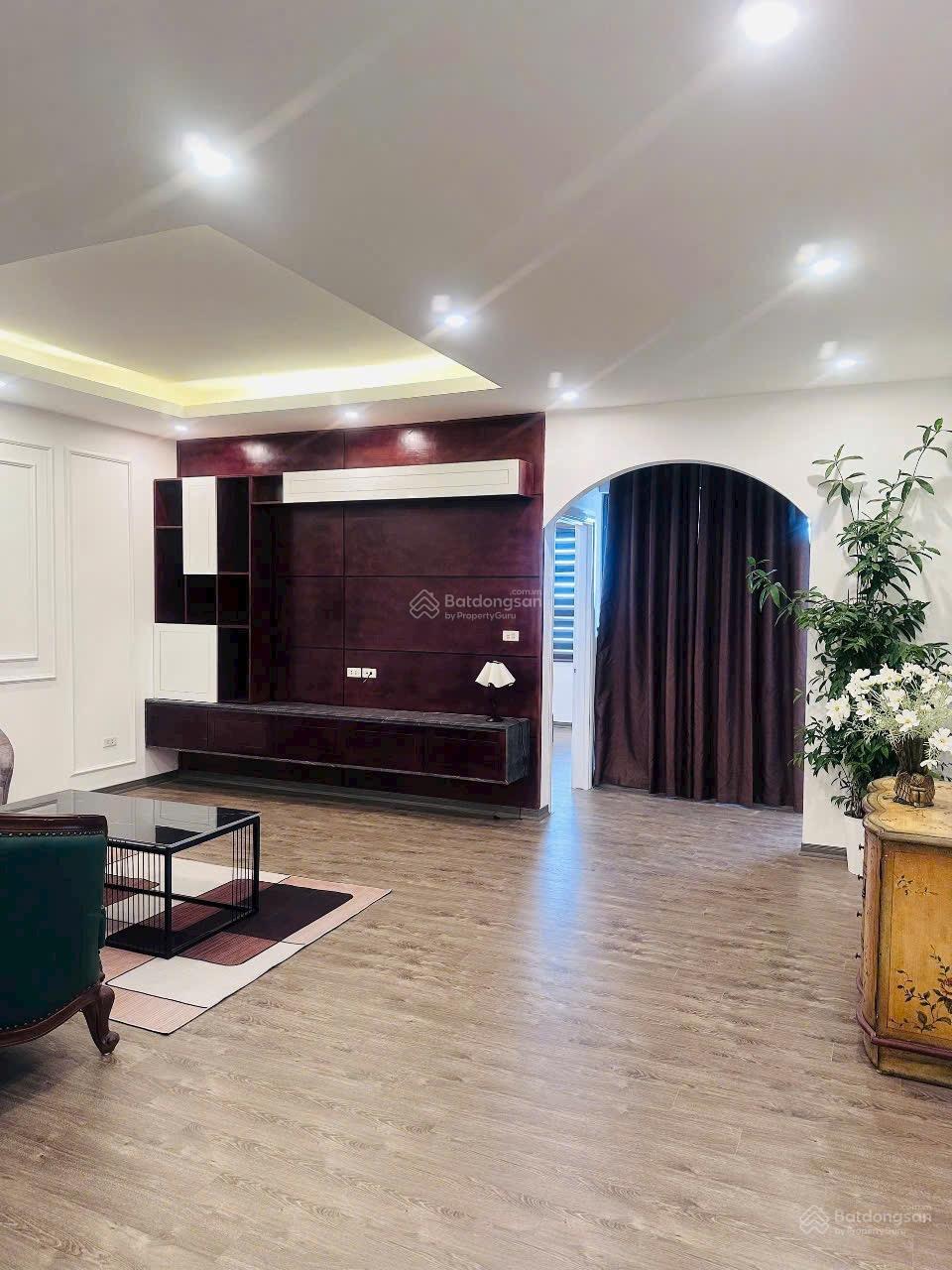 Chính chủ gửi bán căn hộ 3 phòng ngủ - 103m2 CC The Pride - Tố Hữu. Giá 6,9 tỷ. LH 0961 270 ***