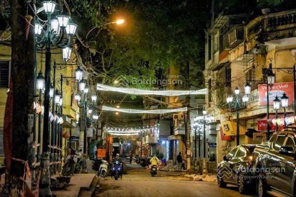 [ Chính chủ] Gửi bán toà nhà trong khu quần thể Đảo Ngọc, Q Ba Đình, HN, Dt 230 m x 11 T, mt 8 m
