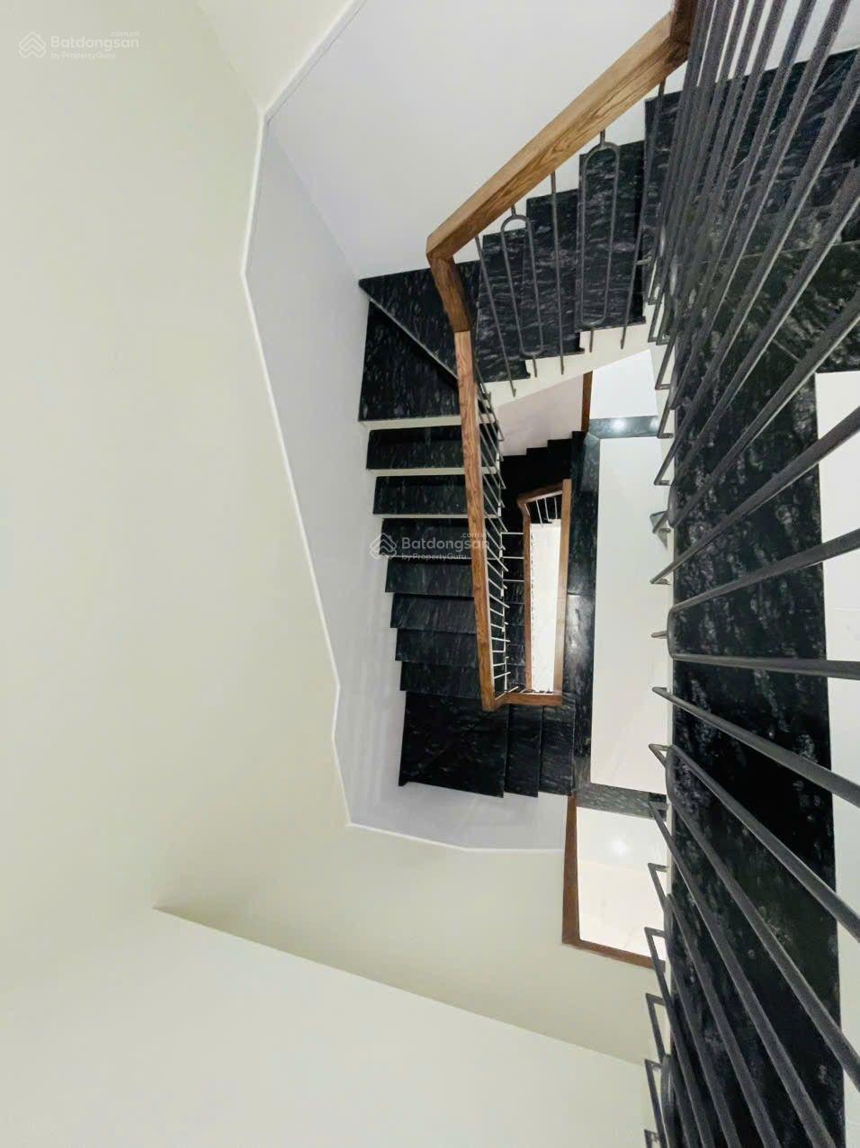 THO26 NHÀ 1TRỆT 2LẦU MỚI ĐƯỜNG NGÔ CHÍ QUỐC, BÌNH CHIỂU, THỦ ĐỨC, 64.1M, 5.5TỶ TL