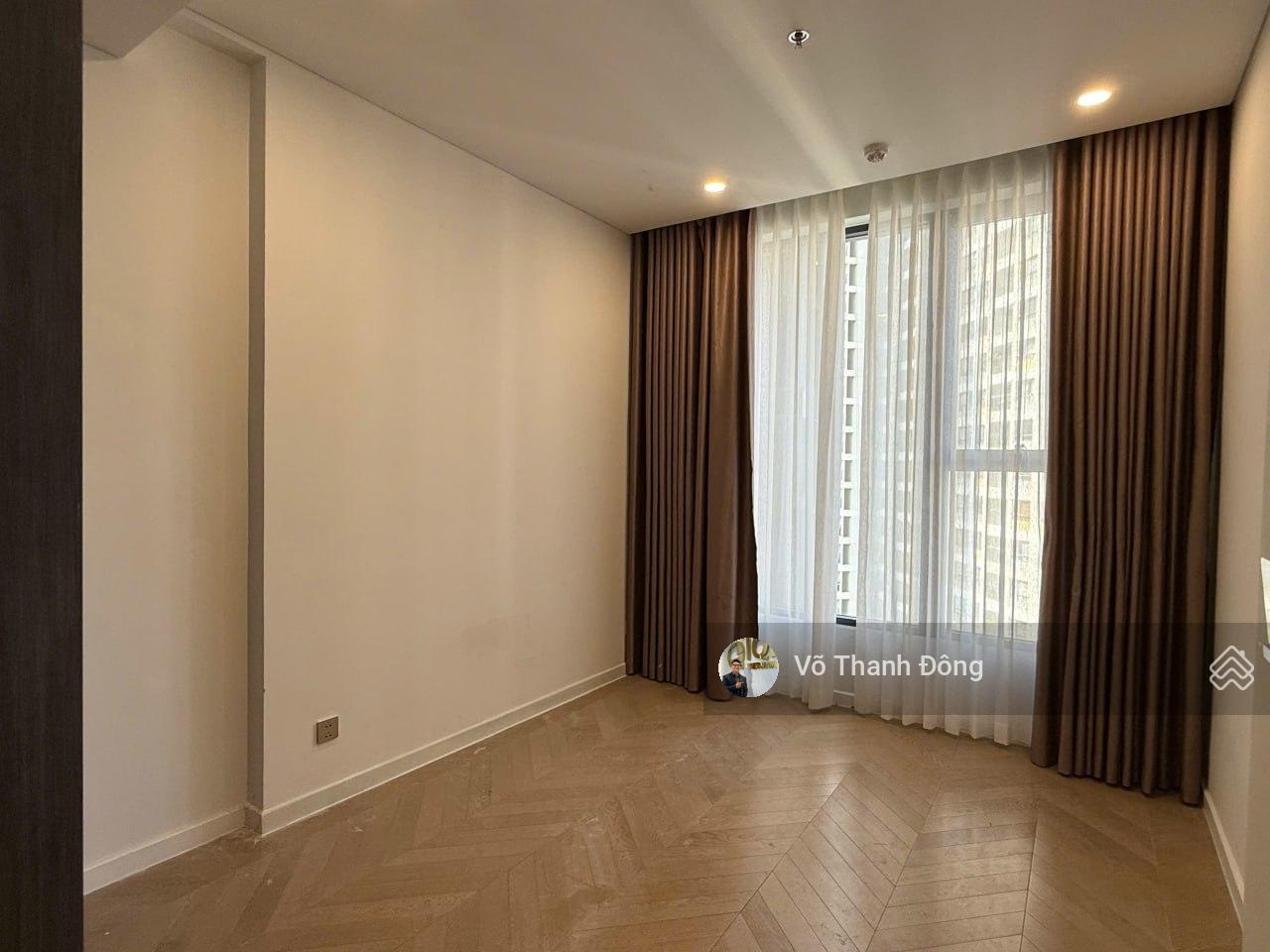 Bán căn 3 phòng ngủ Lumiere Riverside, view sông, lầu cao, giá chỉ 16,5 tỷ bao hết