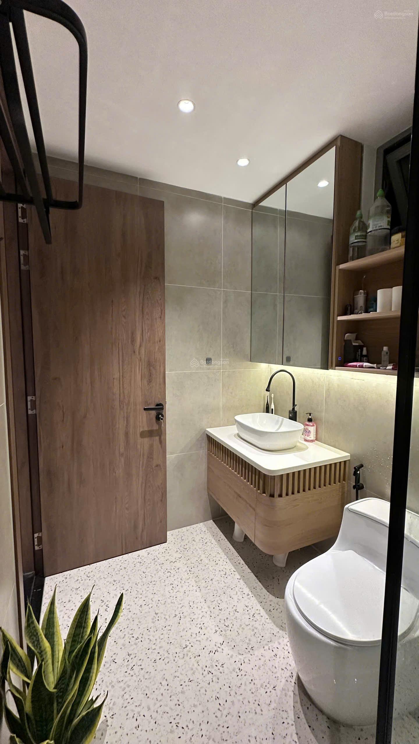 Bán căn hộ 2PN full nội thất 85m2 giá 6,6 tỷ LH 0934 013 ***