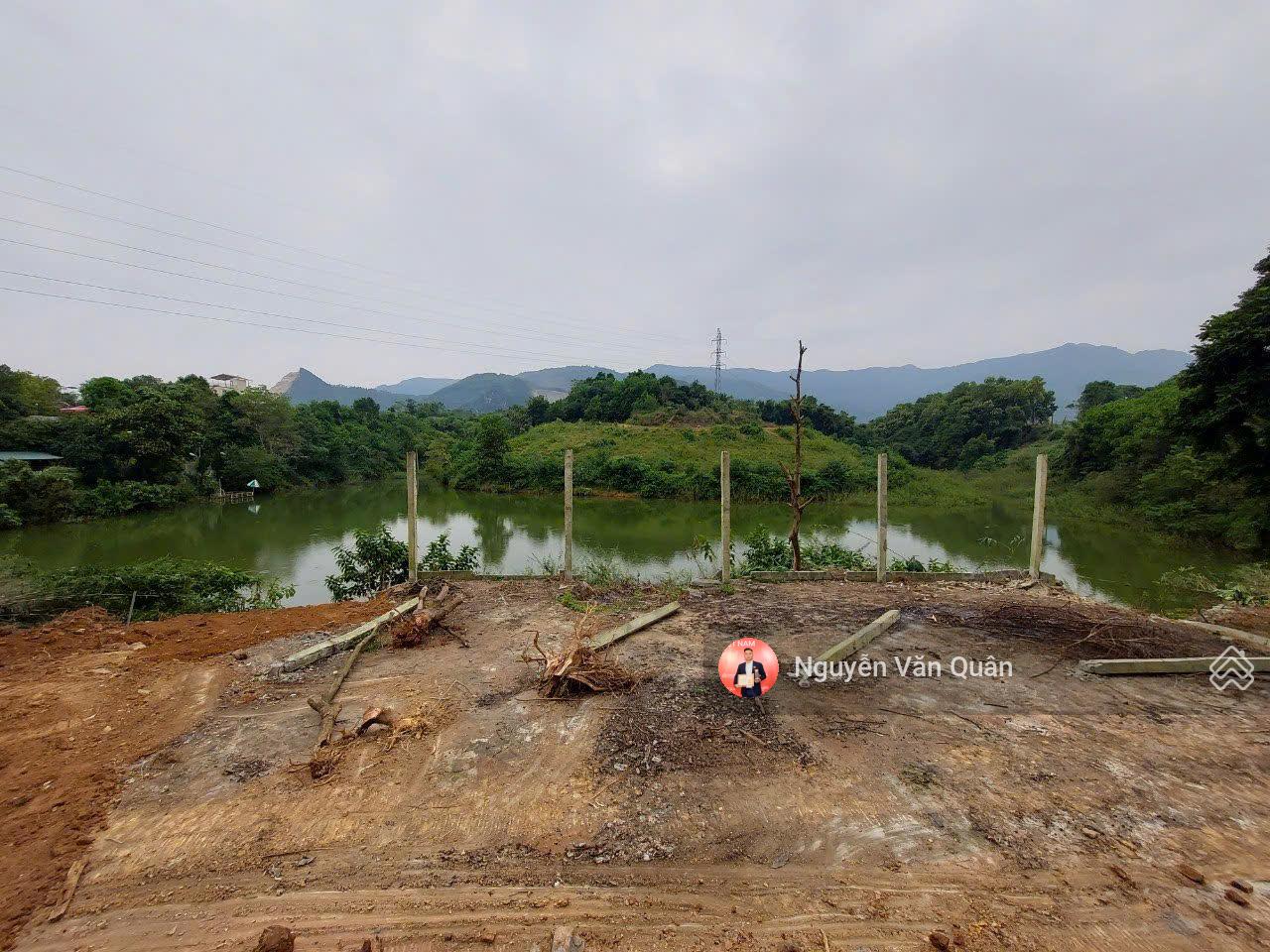 Siêu phẩm bán đảo 5700m2, bám hồ đẹp, mặt tiền bám hồ 100m, giá rẻ nhất Lương Sơn