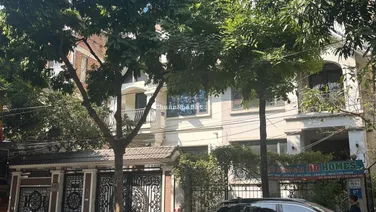 Chính chủ nhờ bán biệt thự Vinaconex 3 diện tích 210m2 110m2 4 tầng 1 hầm lô góc giá rẻ