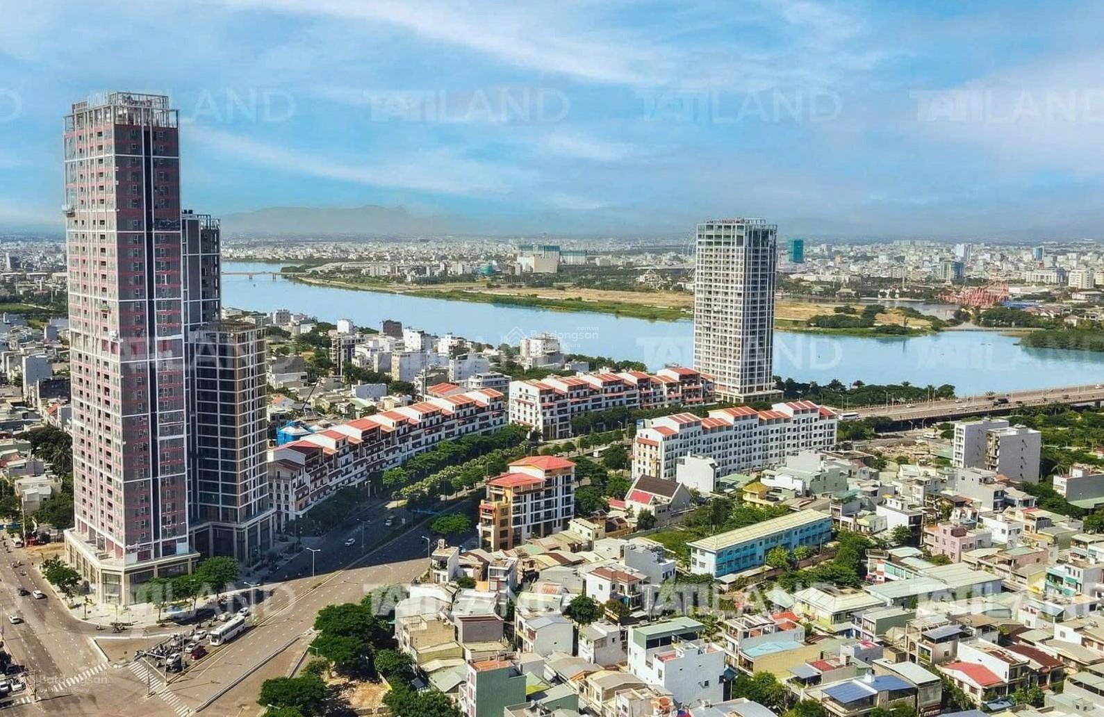 Siêu phẩm! Căn góc 3PN tầng cao, sở hữu 3 tầm view: Pháo hoa, Cầu Rồng, view biển. Giá cực tốt