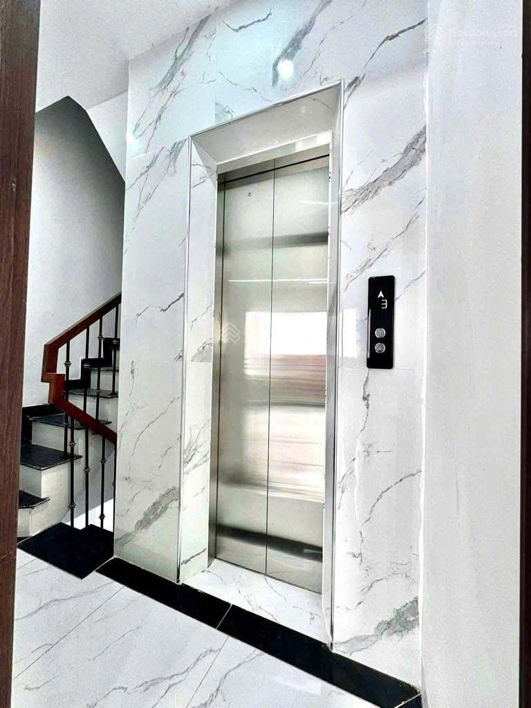 THÁI THỊNH - NHÀ MỚI ĐẸP - 6 TẦNG - THANG MÁY CHẠY ÊM RU - 50M Ô TÔ - TẶNG FULL NỘI THẤT