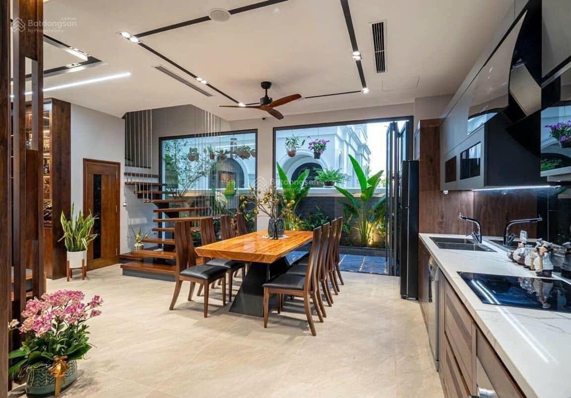 Vinhomes Ocean Park 2: Chủ bán nhanh căn SH 70m2, giá 10,9 tỷ, đã có sổ đỏ, ngay tttm Vincom.