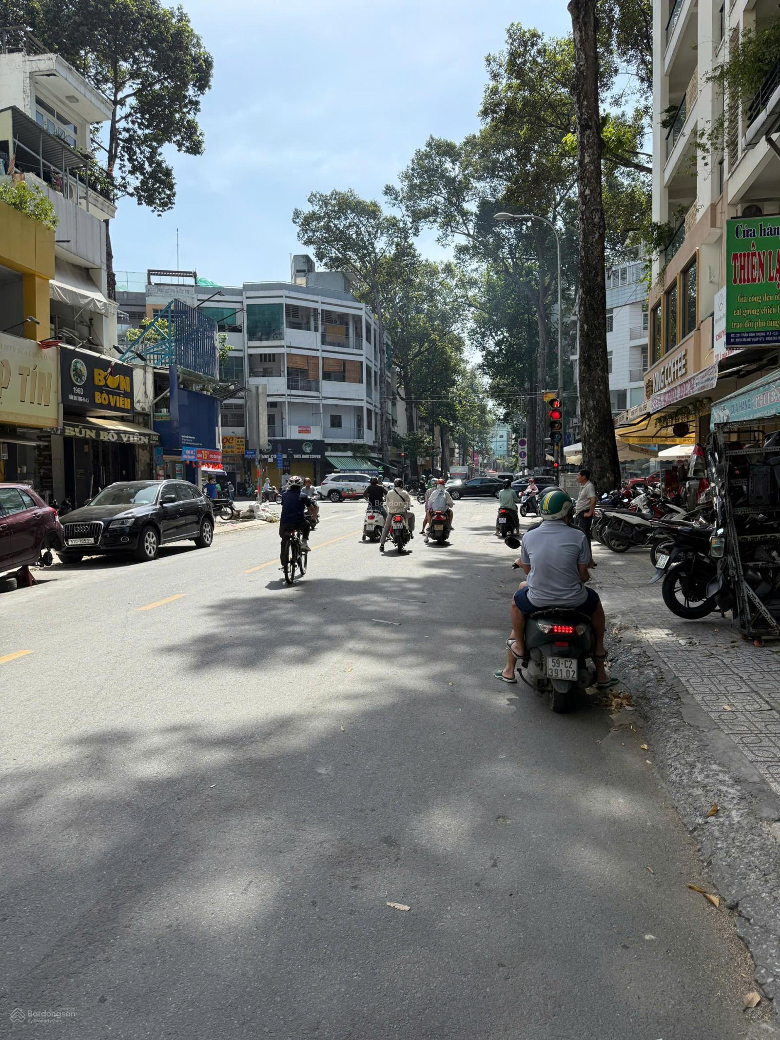 SIÊU PHẨM - KHAN HIẾM MT Trần Bình Trọng, Quận 5, DT 8x25m, 4 tầng, HĐT 220tr/ tháng, 70 TỶ