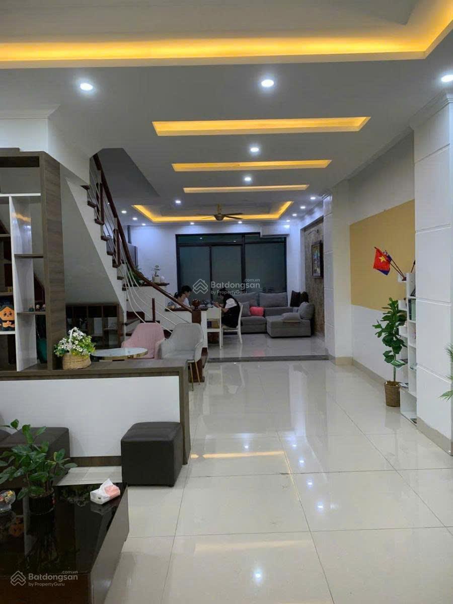 Bán nhà KĐT Văn Quán, Hà Đông. DT 75m, 4T, vỉa hè, kinh doanh, ô tô tránh, 2 mặt đường. Gía 18,2 tỷ