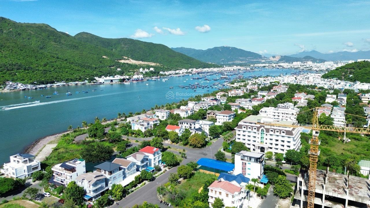 Cần bán Biệt thự An Viên khu 1 gần Vinpearl, 4 tầng, 4 phòng ngủ, đang cho thuê 27 triệu/tháng Cần bán Biệt thự An Viên khu 1 gần Vinpearl, 4 tầng, 4 phòng ngủ, đang cho thuê 27 triệu/tháng