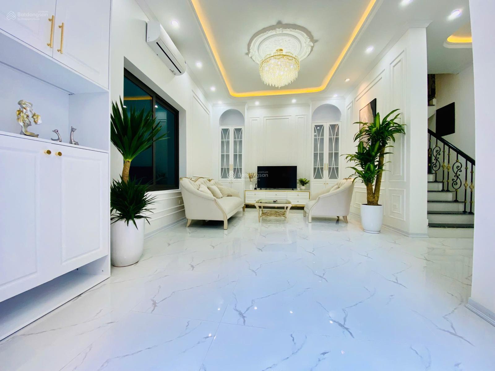 Bán nhà ngõ 8 Võng Thị ngõ thông sang Thuỵ Khuê, ngõ vào trải nhựa sạch, nhà đẹp đủ nội thất ở luôn Bán nhà ngõ 8 Võng Thị ngõ thông sang Thuỵ Khuê, ngõ vào trải nhựa sạch, nhà đẹp đủ nội thất ở luôn