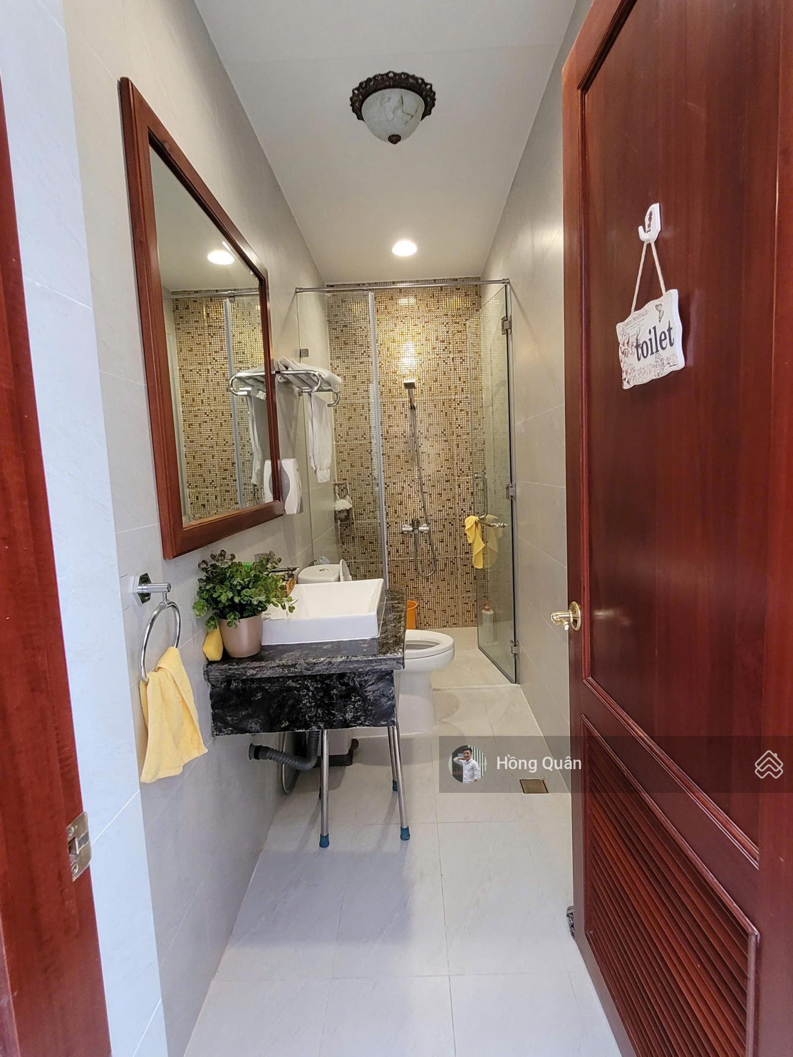 Cho thuê nhà phố Thạnh Mỹ Lợi, 7x19m. Trệt 2 lầu, 4 phòng. Có sẵn nội thất 45tr/th. Lh 0901 380 ***