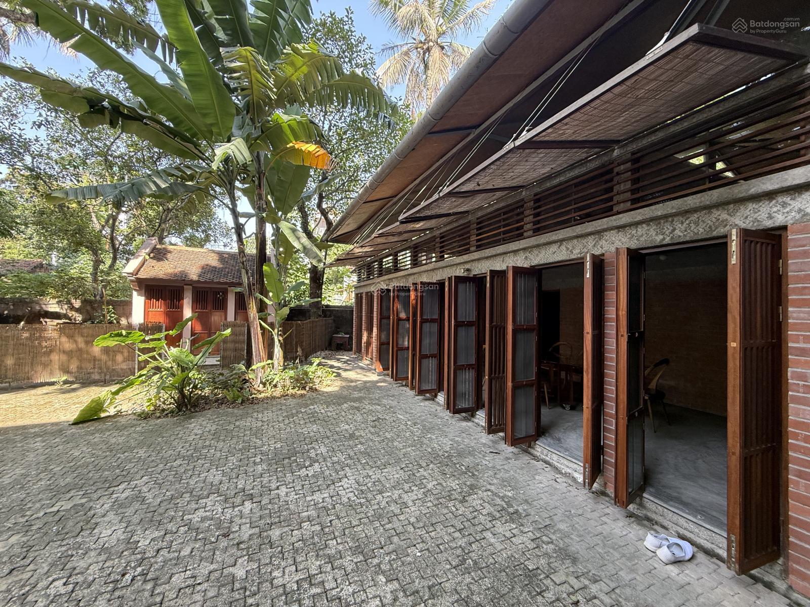 Cho thuê biệt thự siêu đặc biệt 500 m2 sân vườn để ở, cafe, nhà hàng thành điểm đến đặc biệt có 102