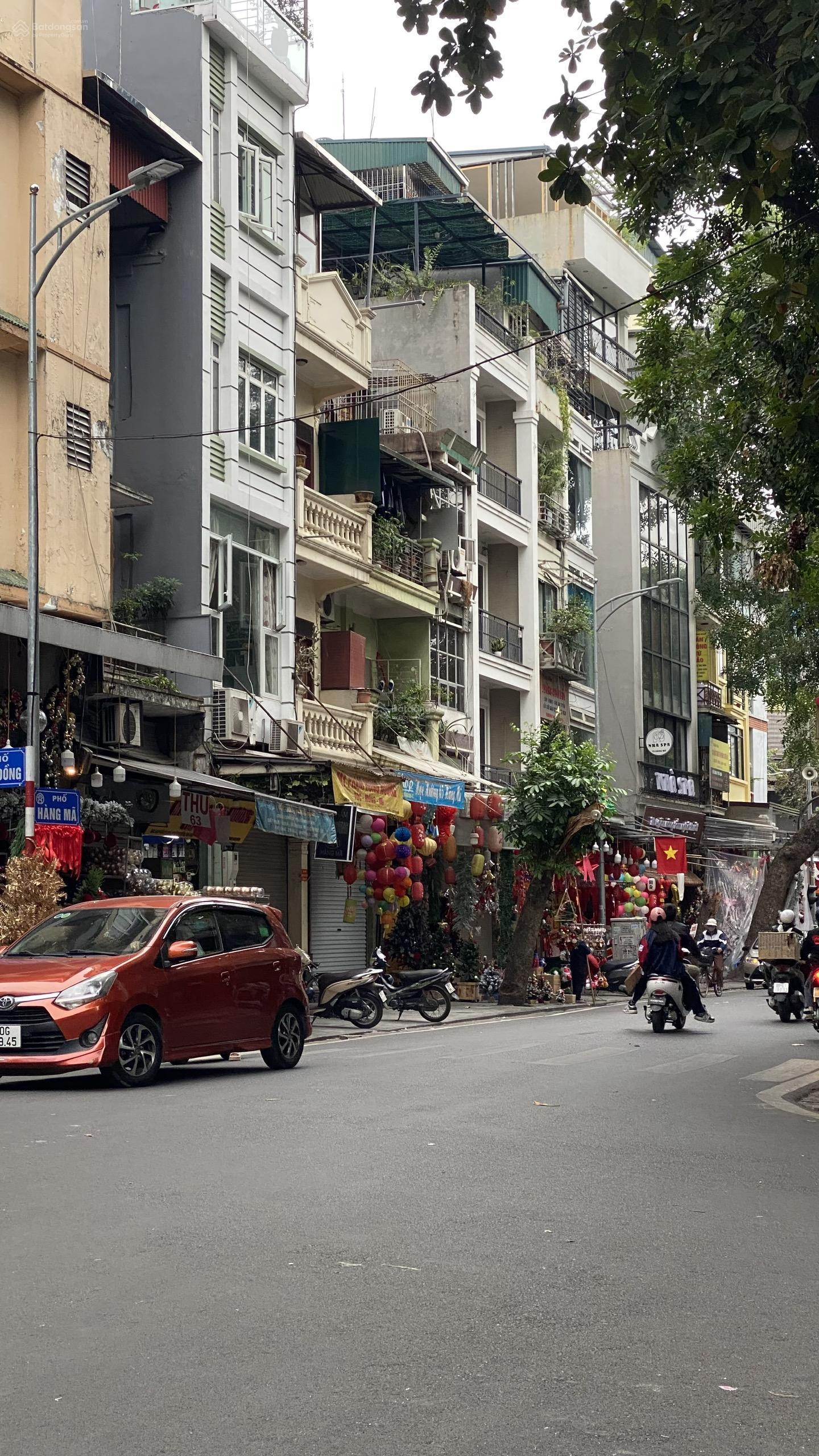 Bán nhà mặt phố Hoàn Kiếm - 75m2 cực hiếm khu vực vip phố ô tô 2 chiều. MT rộng chỉ chào 52 tỷ