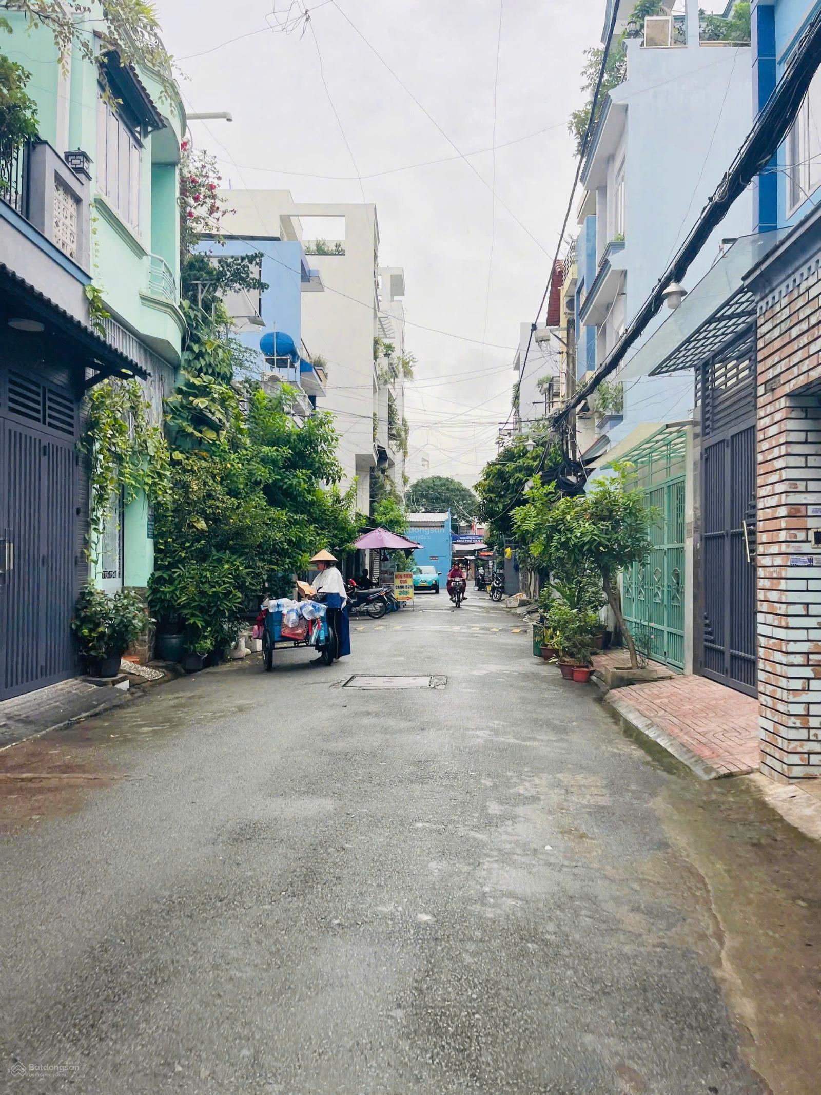 HXH thông đường Vườn Lài, phường Tân Thành, DT: 4.1x14m, 2 lầu ST. Giá: 7.8 tỷ thương lượng