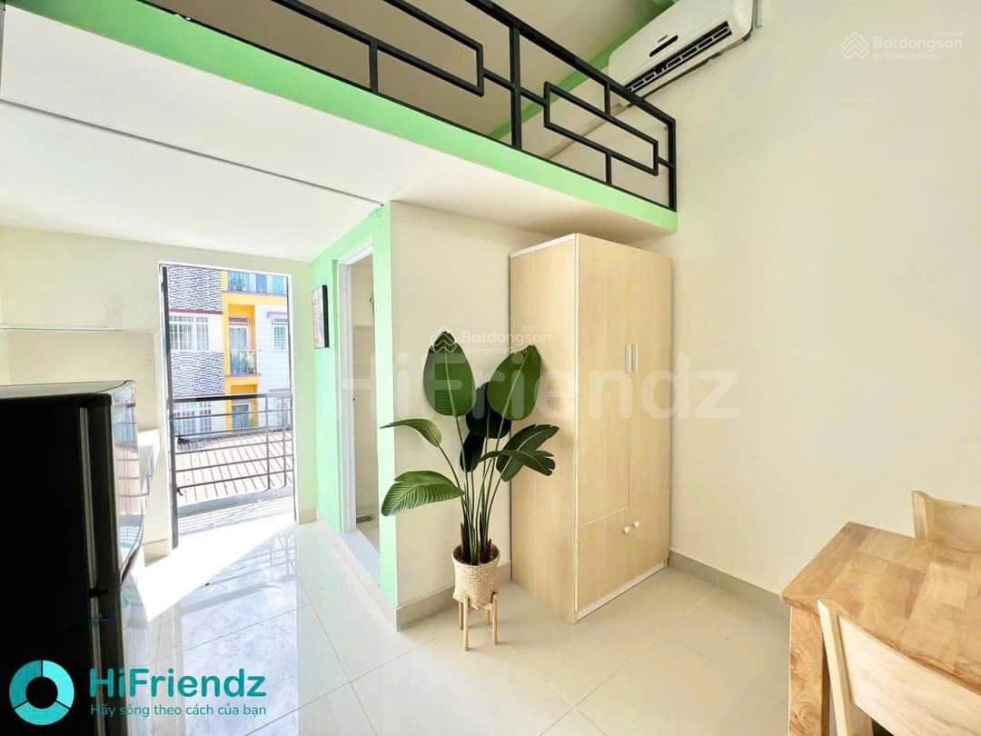Phòng trọ có gác phù hợp nhóm bạn, gia đình đủ nội thất có ban công thoáng, mặt tiền Dương Bá Trạc
