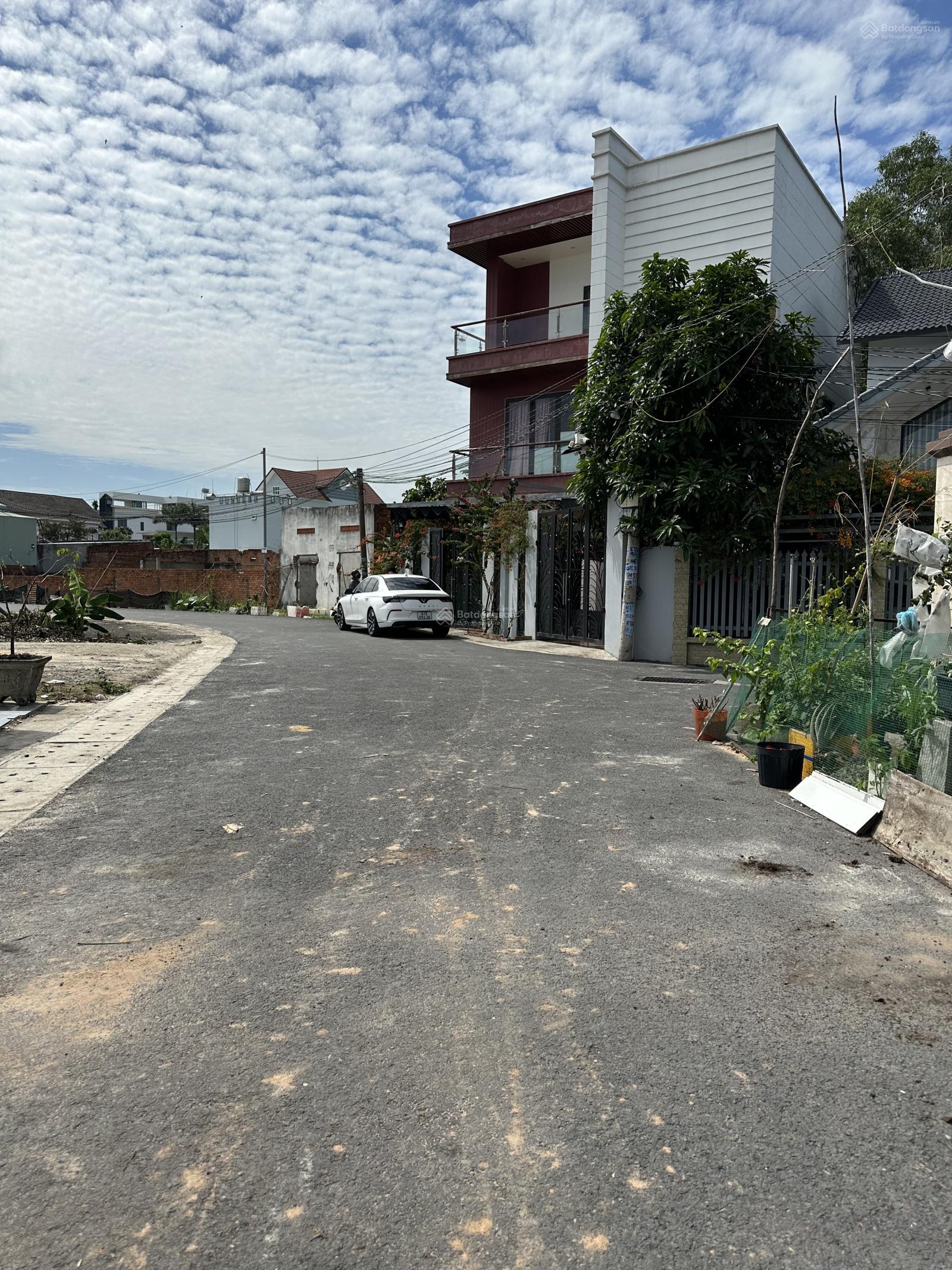 469m2 đất xây biệt thự, nhà vườn tại Phú Lợi, Quá đẹp - Mặt tiền hẻm 211 Huỳnh Văn Luỹ