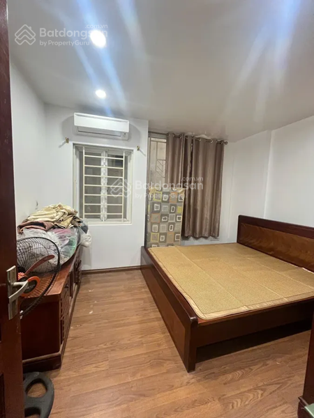 Bán nhà quận Cầu Giấy 10.3 tỷ - Hoàng Quốc Việt gần Nghĩa Tân, Dương Quảng Hàm, Quan Hoa, Nghĩa Đô