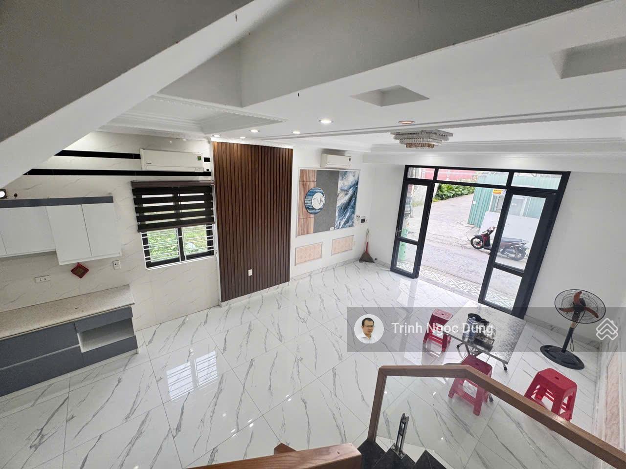 Bán nhà 4 tầng lô góc mặt đường ôtô tránh nhau Trung Hành, Hải An, Hải Phòng ôtô vào nhà giá 4.6 tỷ