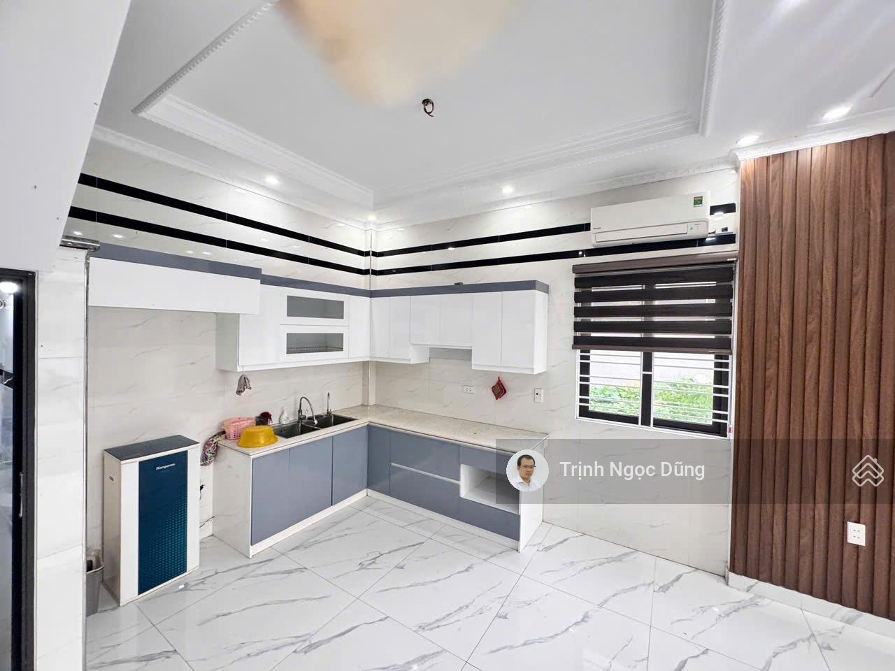 Bán nhà 4 tầng lô góc mặt đường ôtô tránh nhau Trung Hành, Hải An, Hải Phòng ôtô vào nhà giá 4.6 tỷ