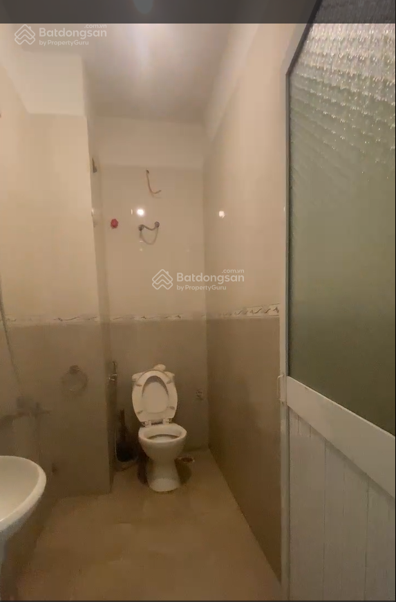 Cho thuê nhà 3 tầng 72m² x 3 sàn sân thượng Khu Trâu Quỳ, giá chỉ 10tr/th