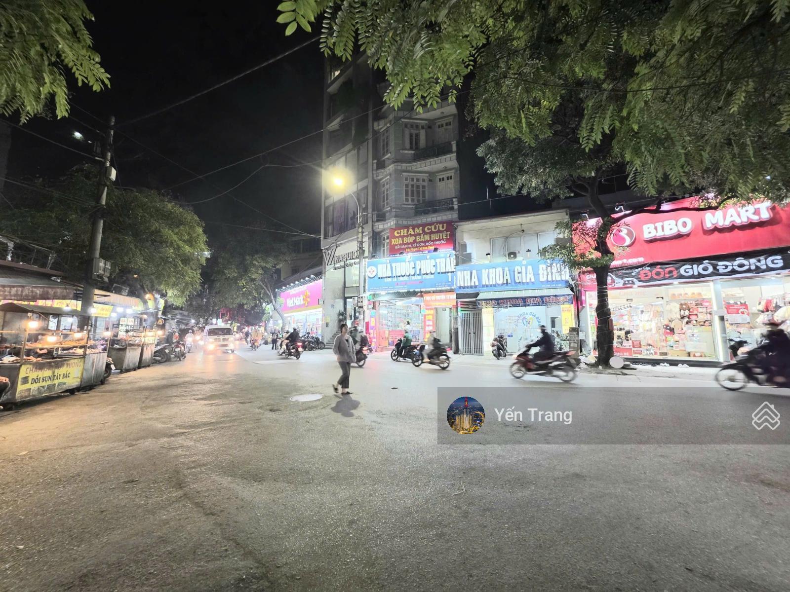 Bán gấp nhà Hoàng Văn Thái, lô góc, ô tô tránh, kd đỉnh, 116m2, 29 tỷ.