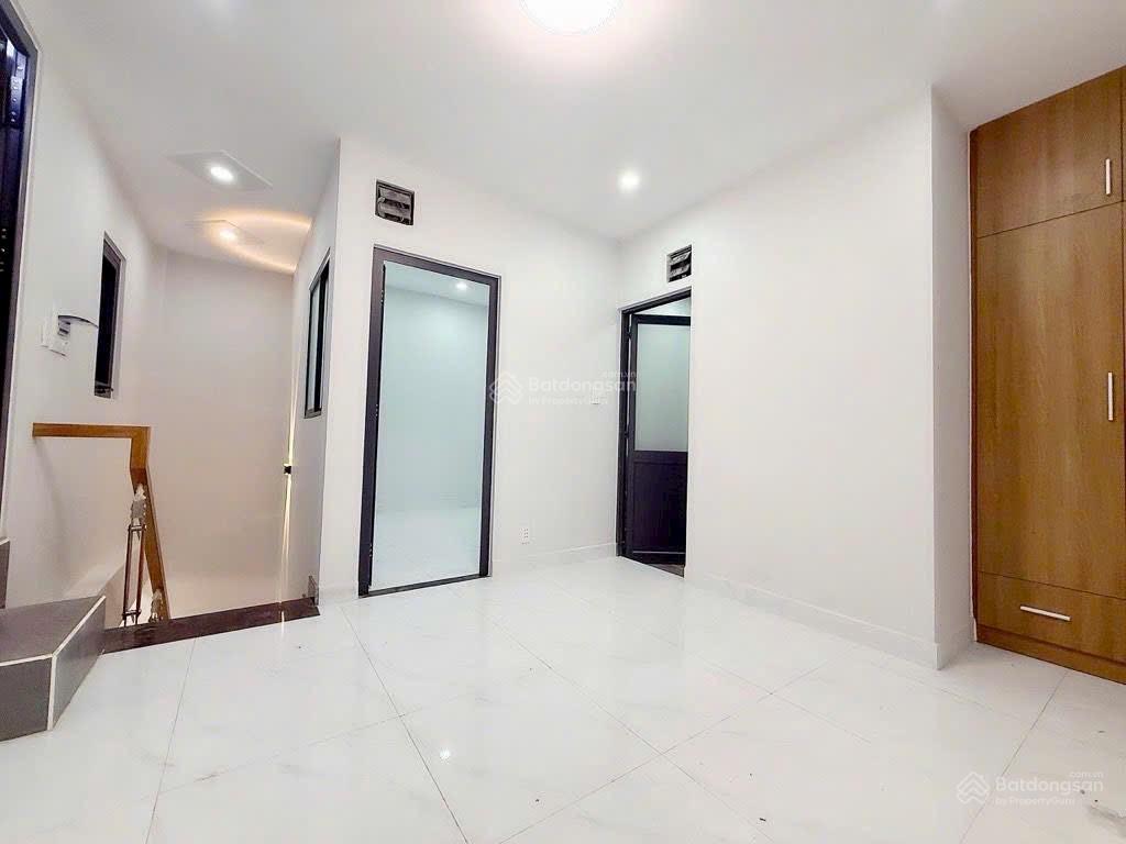 Bán 2 căn nhà mới Lê Văn Việt, sát ga Metro, hiếm hot hời nhất khu vực quận 9 giá chỉ 5.7tỷ TL Bán 2 căn nhà mới Lê Văn Việt, sát ga Metro, hiếm hot hời nhất khu vực quận 9 giá chỉ 5.7tỷ TL