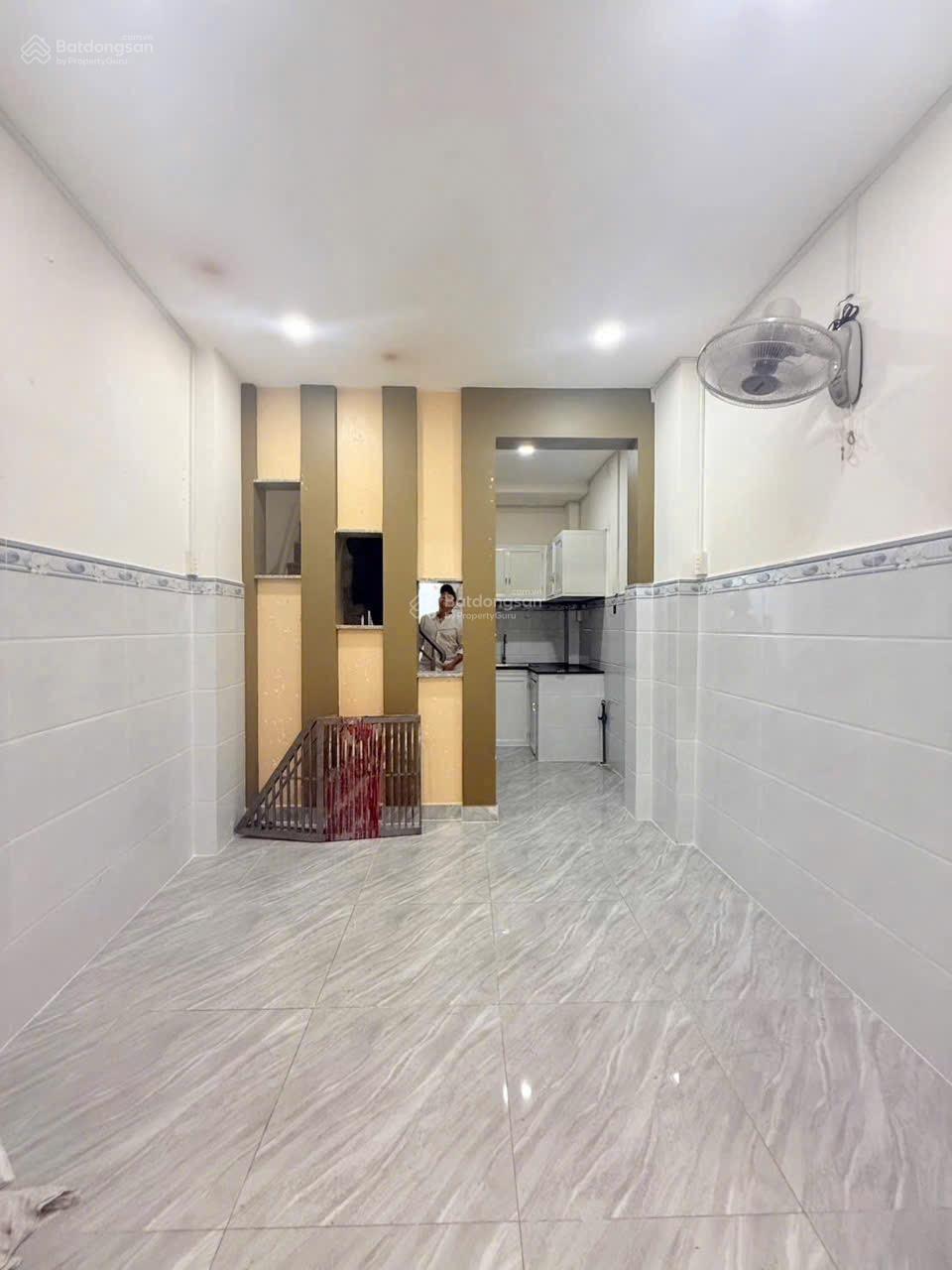 Bán nhà 2 tầng gần đường Nguyễn Tất Thành.