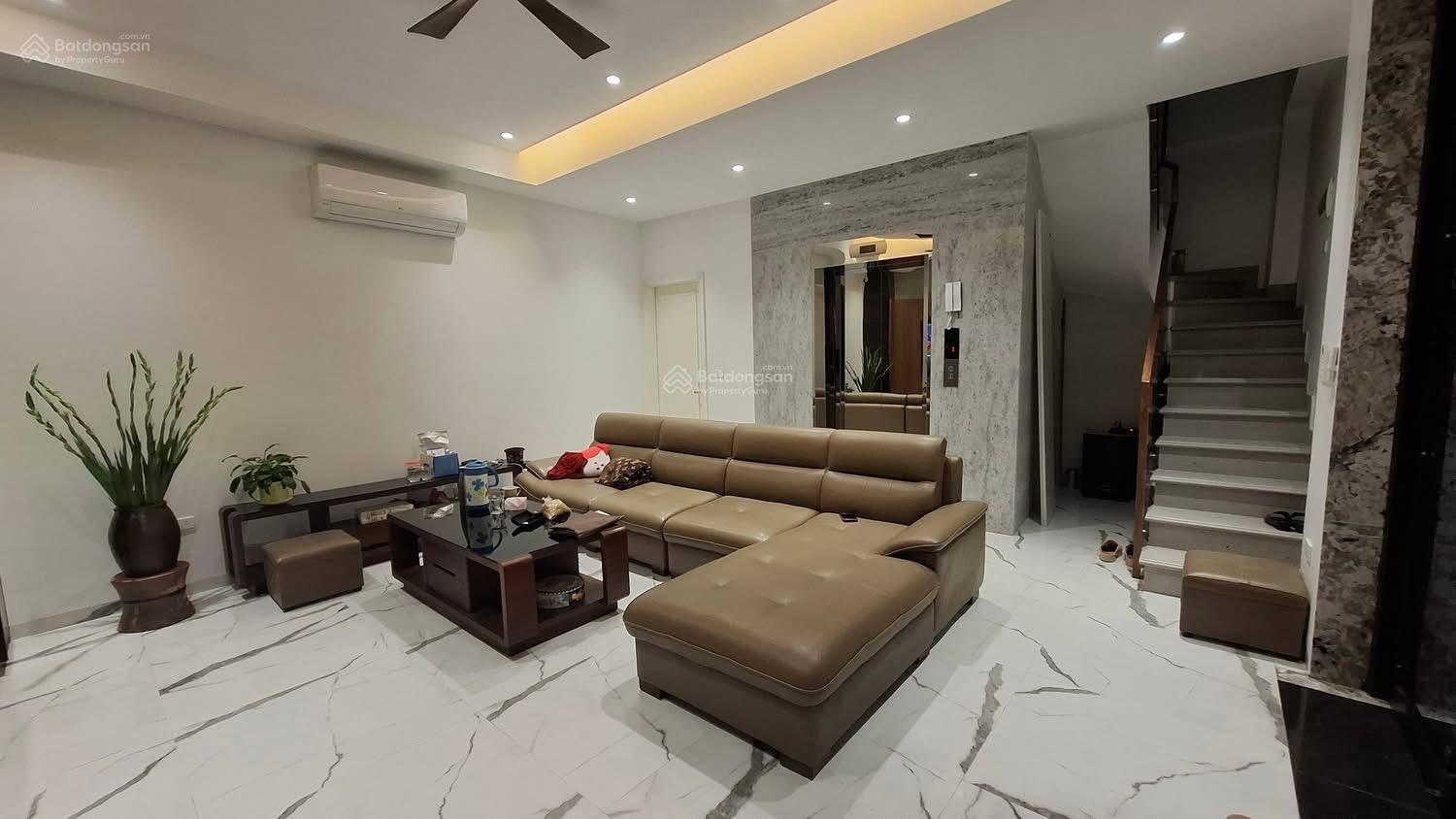 Bán nhà Triệu Việt Vương- Hoàn Kiếm sát phố 6 tầng thang máy DT 50m giá 22,5 tỷ có thương lượng Bán nhà Triệu Việt Vương- Hoàn Kiếm sát phố 6 tầng thang máy DT 50m giá 22,5 tỷ có thương lượng