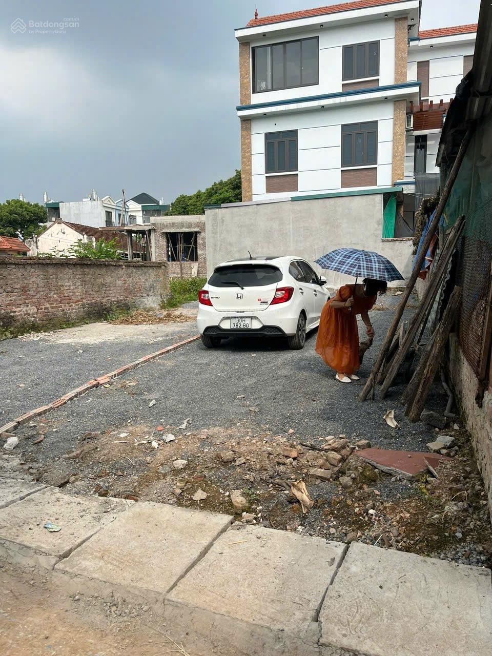 Chính chủ bán Đất 66m Phụng Châu, Phường Chương Mỹ, oto vào Đất, kinh doanh