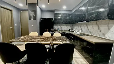 Cho thuê căn đẹp 3PN 2WC 114m2 giá chỉ 24.5 triệu vào liền liên hệ xem nhà 0981 795 ***