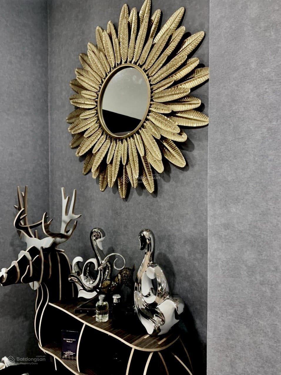 Cho thuê căn đẹp 3PN 2WC 114m2 giá chỉ 24.5 triệu vào liền liên hệ xem nhà 0981 795 ***