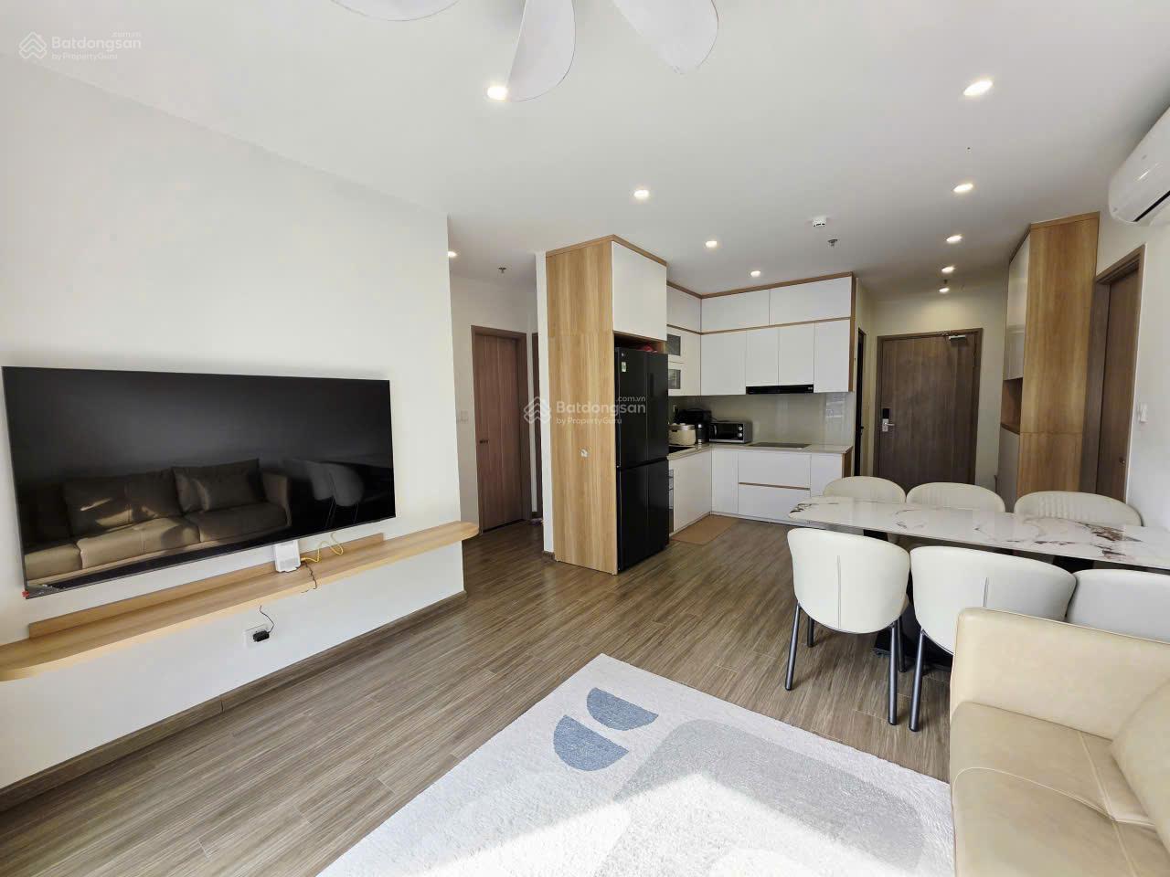 Chính chủ thuê căn hộ 3 phòng ngủ 2 vệ sinh DT 85m2 full nội thất tòa SA5 tại Vinhomes Smart City