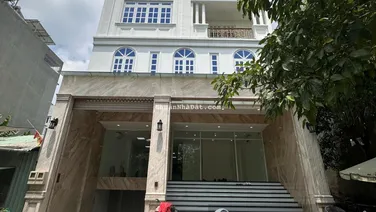 Cho thuê toà nhà Mặt tiền đường Trương Văn Bang 6 tầng DTSD ~1500m2 P. Thạnh Mỹ Lợi Quận 2